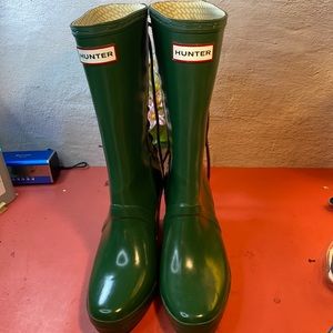 Hunter wedge heel rain boots SZ 8